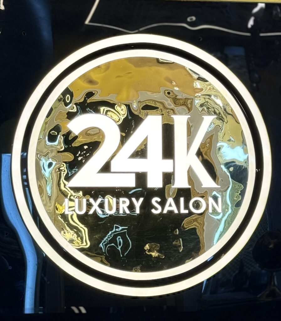 luxury salon at anna nagar